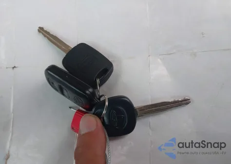 2005 Toyota Highlander Limited V6 z USA, uszkodzony, nr VIN JTEEP21A350082409